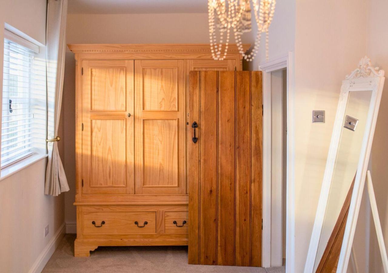 Charming 2 Bed House In Tewkesbury Centre Vila Exterior foto