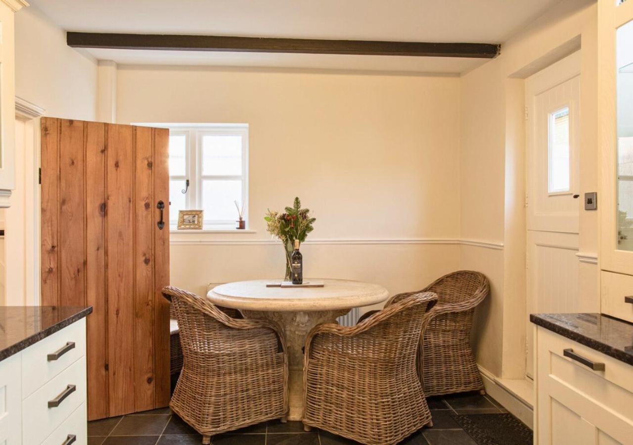 Charming 2 Bed House In Tewkesbury Centre Vila Exterior foto