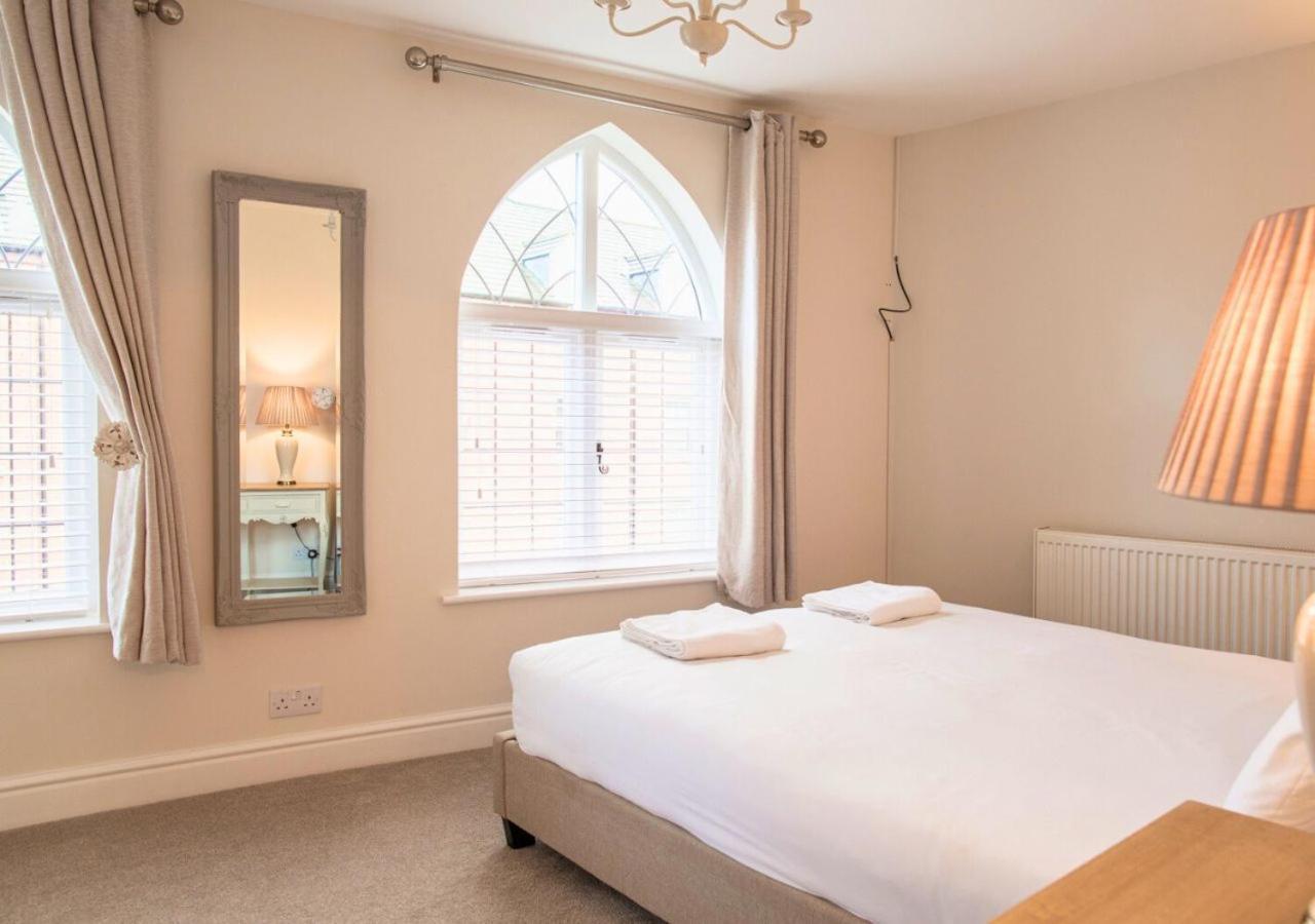Charming 2 Bed House In Tewkesbury Centre Vila Exterior foto